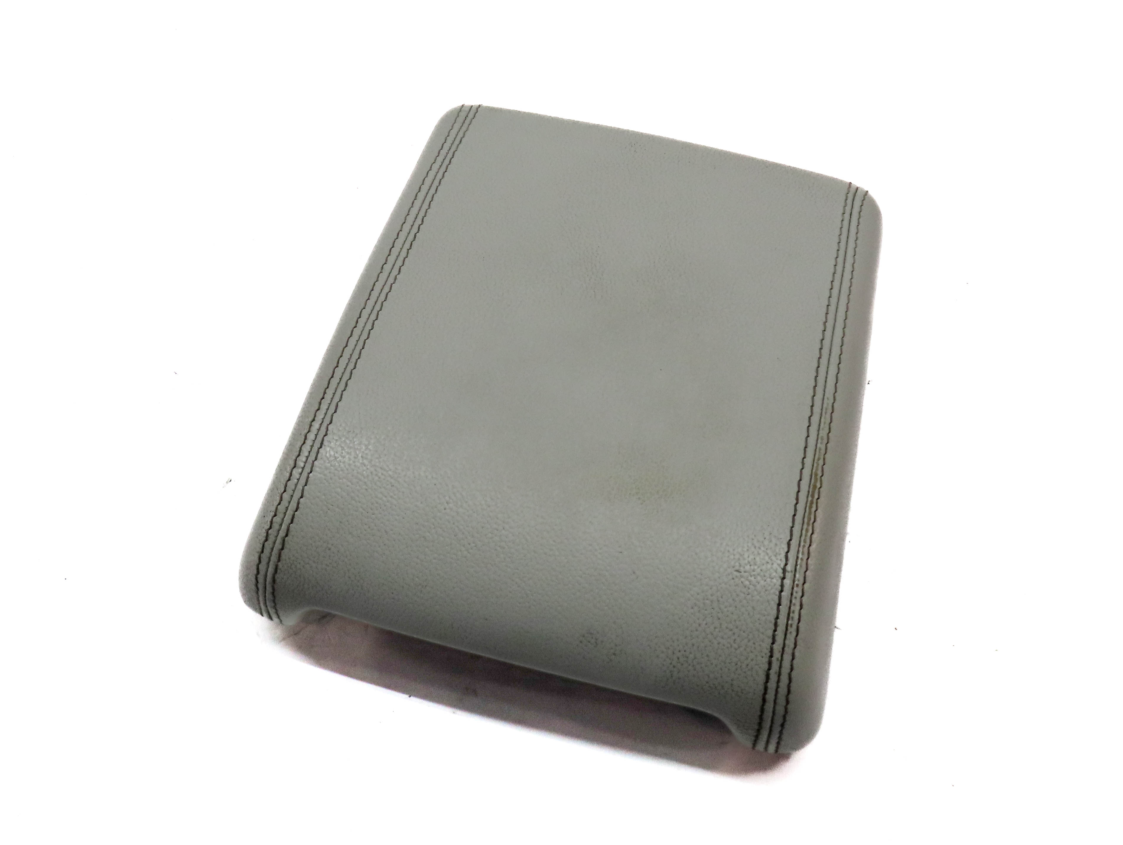 17-19 LAND ROVER DISCOVERY SPORT (L550) FRONT CENTER CONSOLE ARMREST LID (Grey) — exact item pictured
